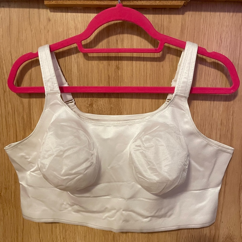 Ruby Ribbon Original Demiette, size 48, white